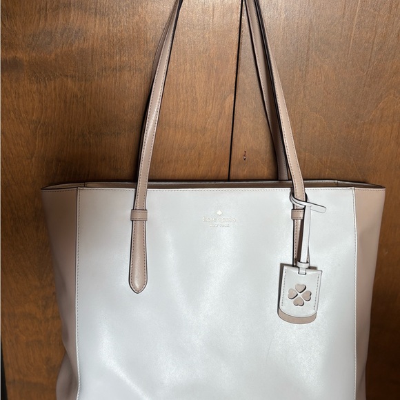 kate spade Handbags - Kate Spade Do it all Tote Bag